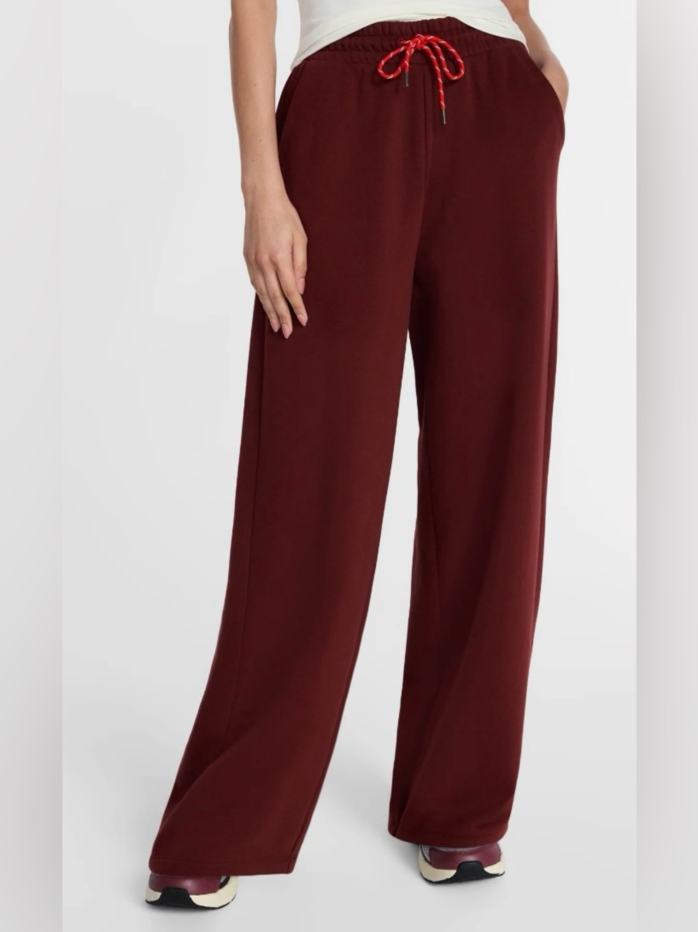 NWT Athletic Works Wide Leg Pull-On Drawstring Fleece Pants in Deep Burgundy